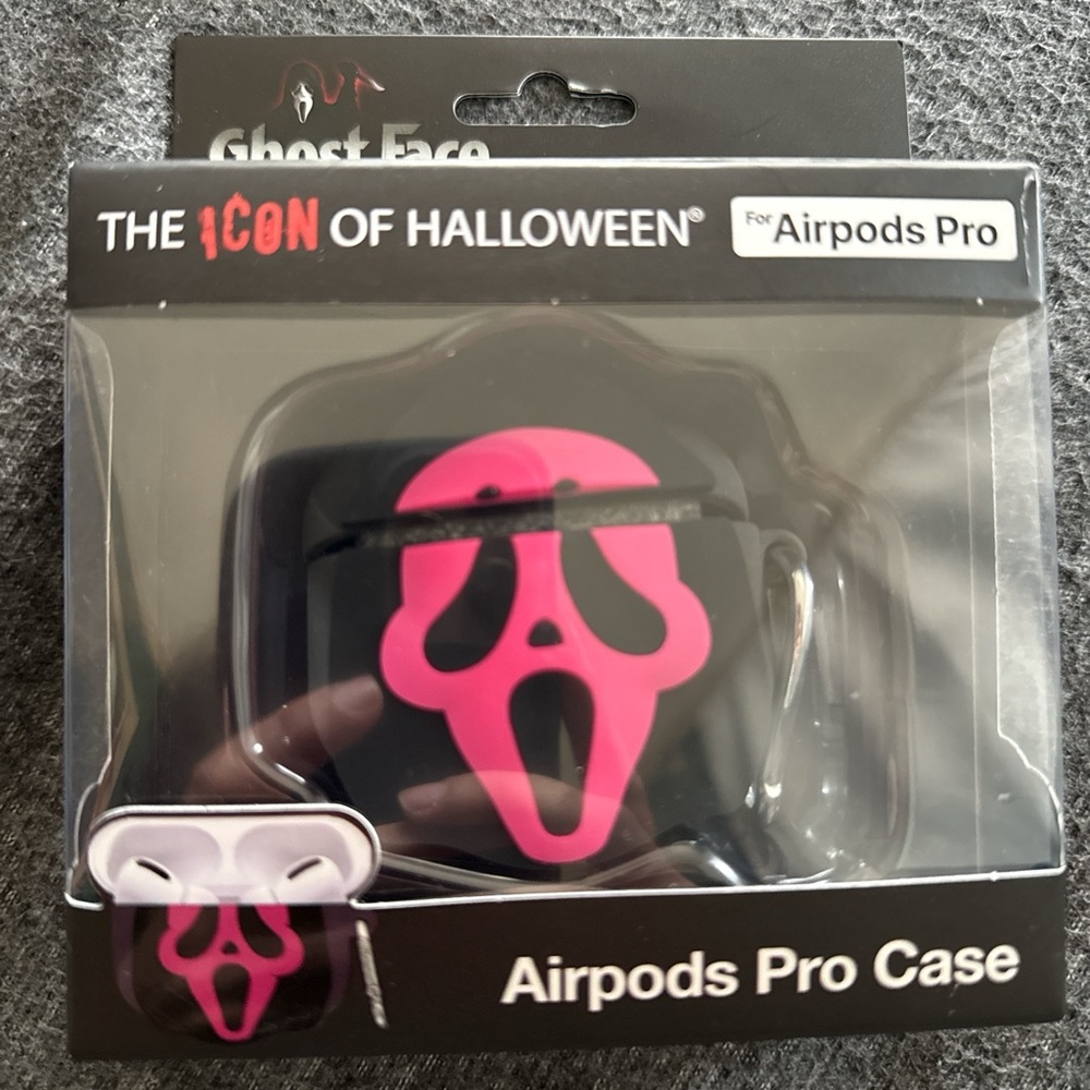 Halloween Ghost Face AirPods Pro Case